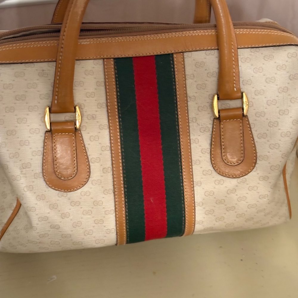 Vintage Gucci Beige and Tan Satchel with Red and Green Stripe pristine - Picture 2 of 7